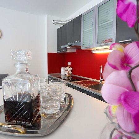 Apartman Petra Makarska Buitenkant foto