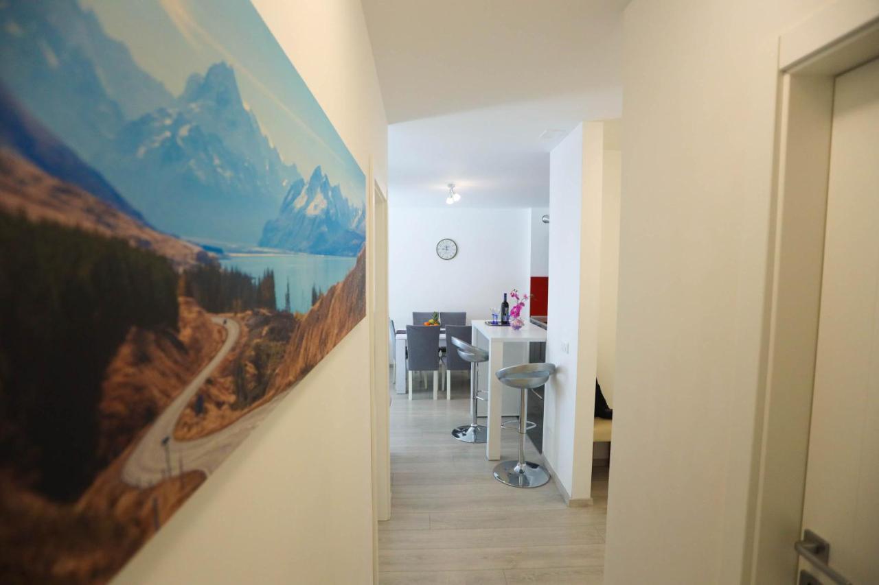 Apartman Petra Makarska Buitenkant foto