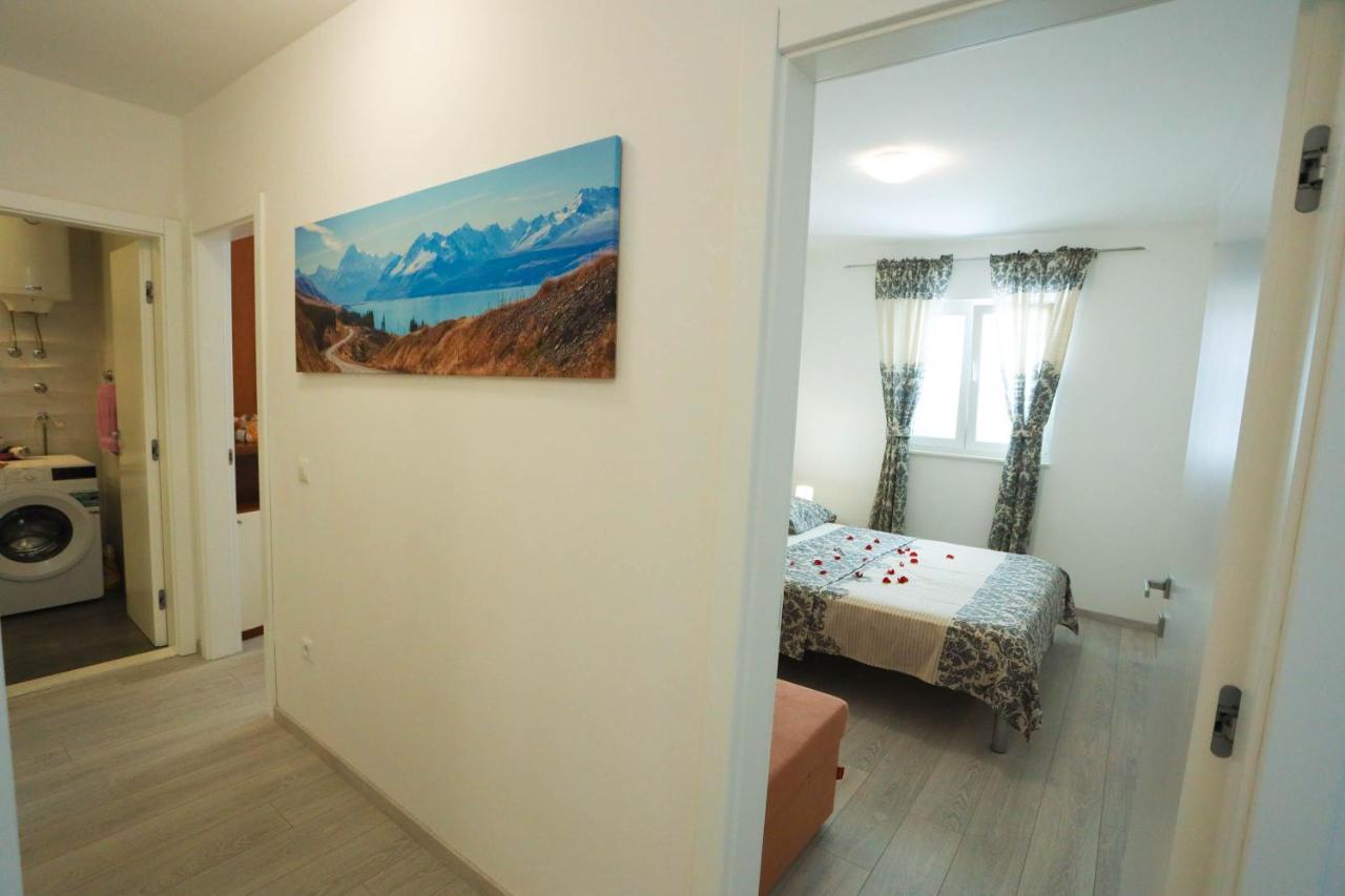 Apartman Petra Makarska Buitenkant foto